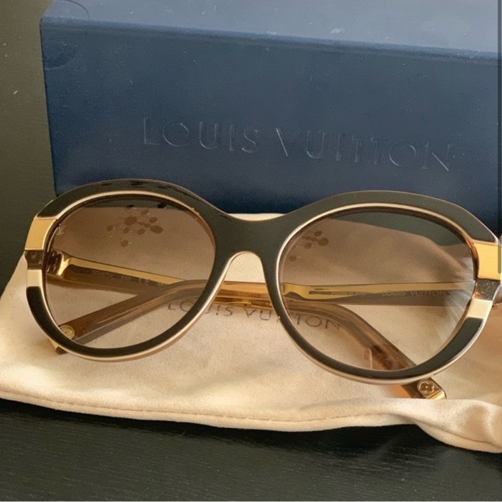 Louis Vuitton Black and Gold Women's Sunglasses